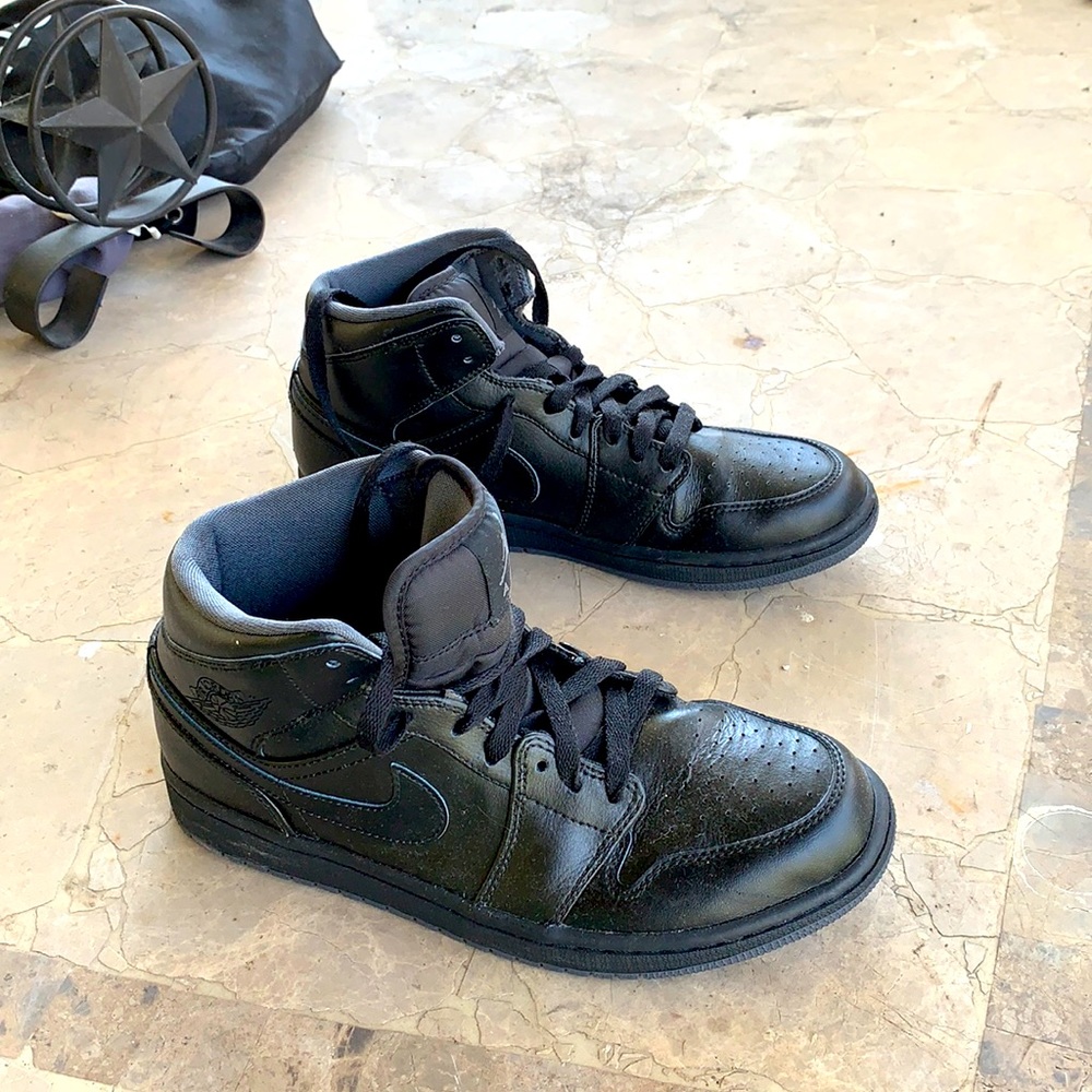 Black Air Jordans Size 8
